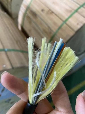 Cabo ótico do cabo de fibra ótica 24F 100M Span Aerial Fiber ADSS de ADSS