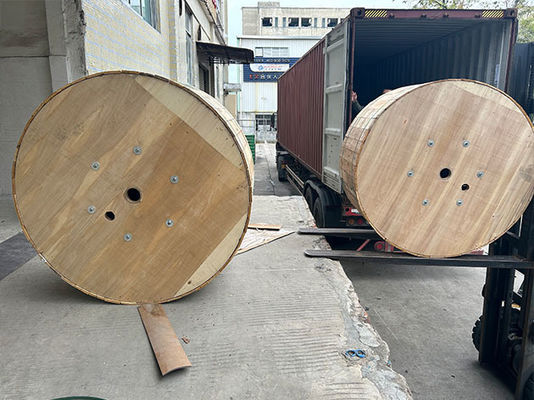 Cabo de Fibra Óptica ADSS 96 Fios Bainha PE Vão 600m