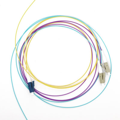12 núcleos de fibra óptica FTTH Pigtails SC/LC/ST-UPC/APC Modo único Colorido para centros de dados