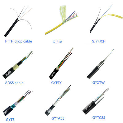 A figura 8 cabo da antena do apoio do auto encalhou o fio de aço GYFTC8Y