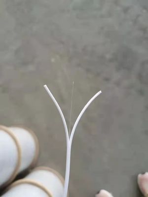 Núcleos óticos do único modo G657a 1/2/4 de cabo pendente dos trabalhos em rede FTTH